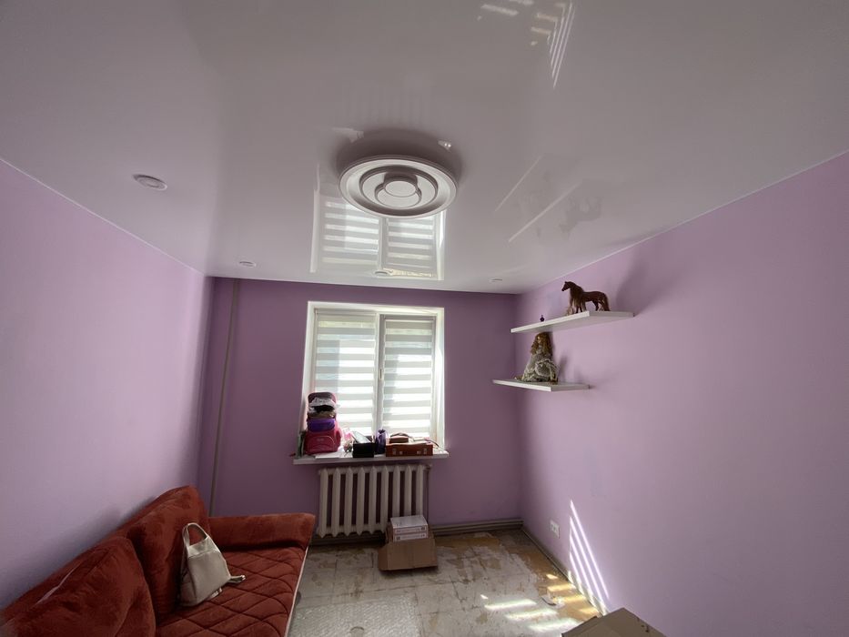 Продам 3к квартириру з газовим опаленням с.Зарічне