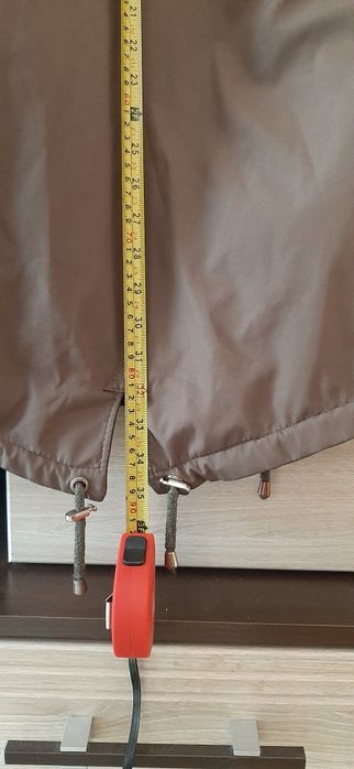 Продам куртки (парки)