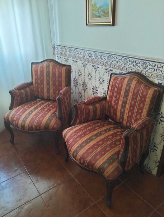 Conjunto de sofás ou poltronas