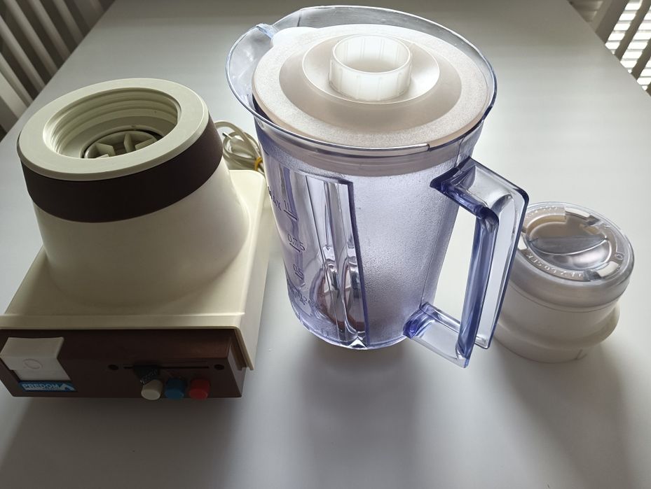 Robot kuchenny ZSP "NIEWIADÓW" TYP 531 E - kolekcja PRL