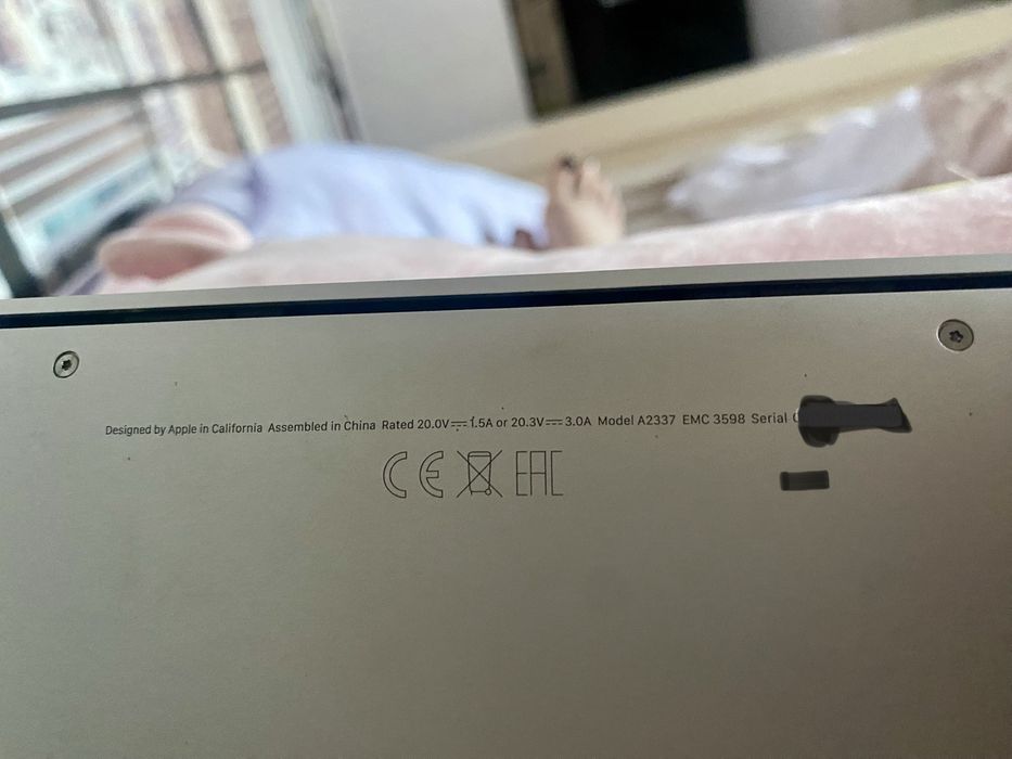 MacBook Air 13" ( M1)