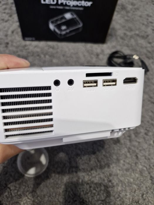 Проектор Topvision T21