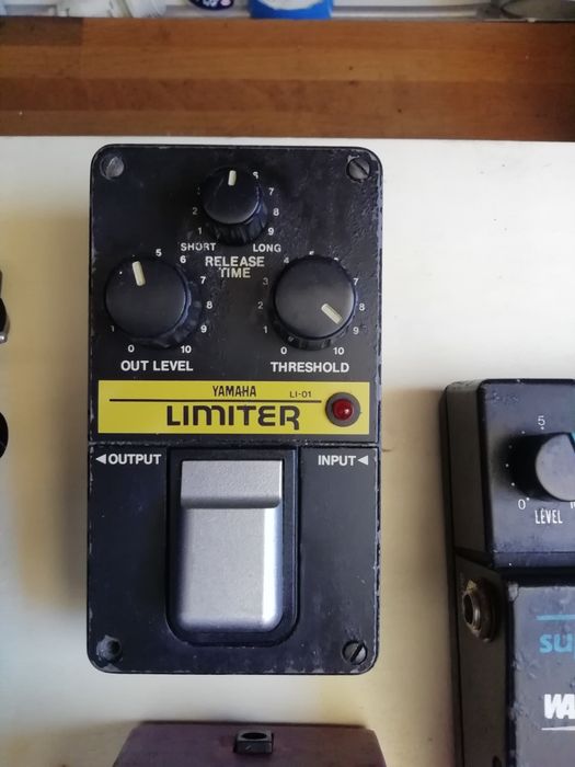 Pedais de guitarra e pedal board