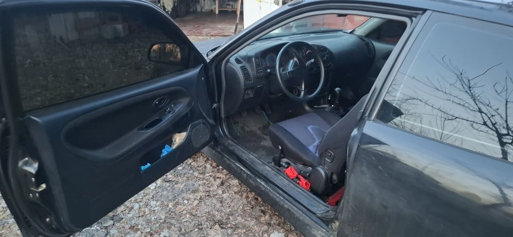 Mitsubishi Colt V CJ4A