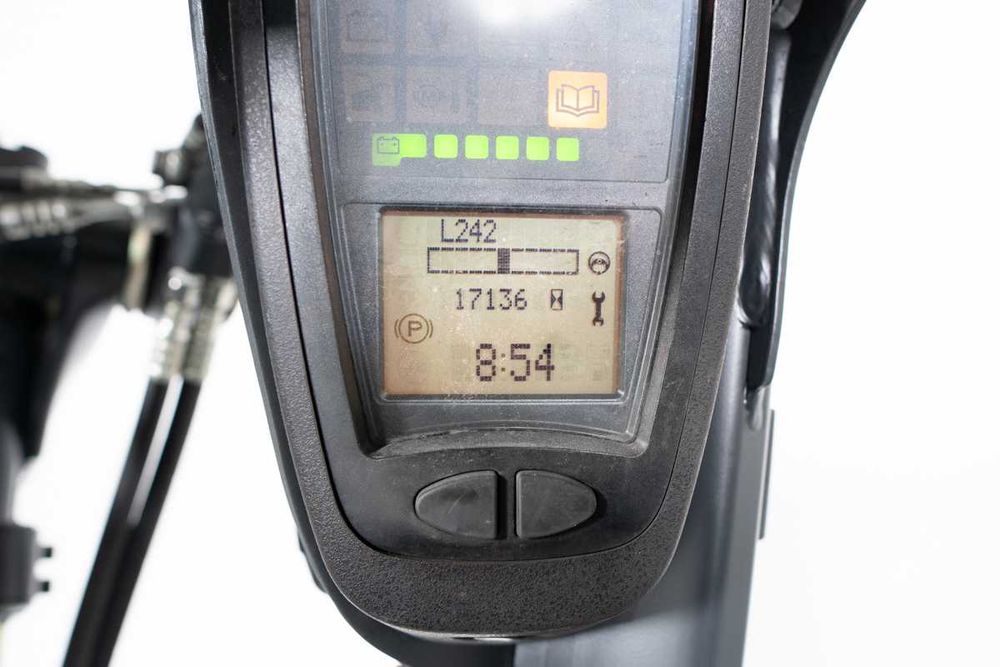 Empilhador Linde E14-02 - 1400 kg | usado