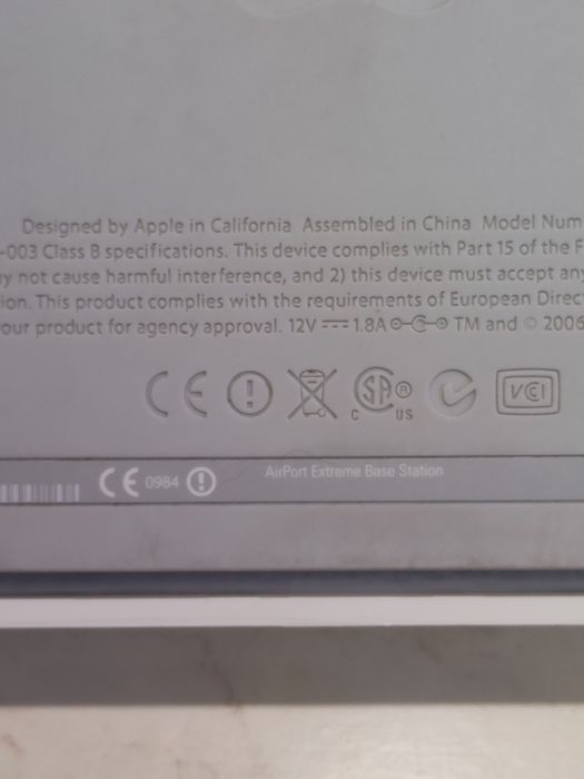 Роутер Apple Airport Extreme A1143