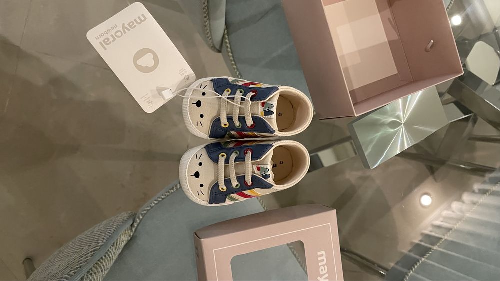 Sapatos Mayoral-novos