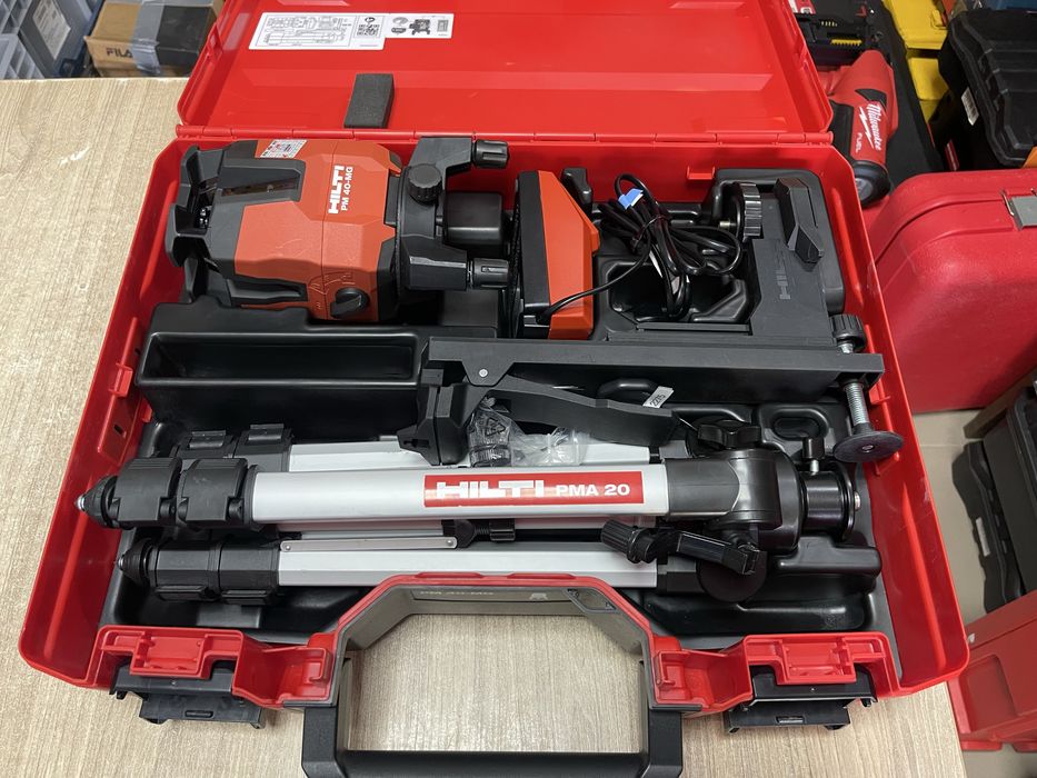 Hilti PM 40-MG / мультилінійний лазерний рівень Хілті