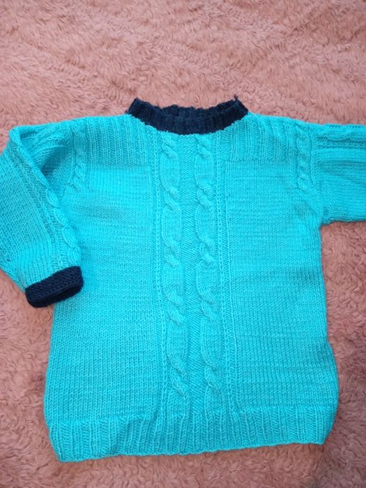 Теплі кофти ручної роботи