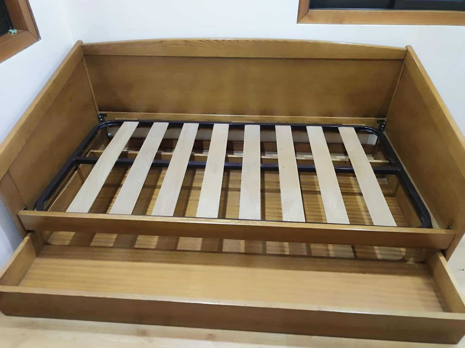 Cama madeira solteiro