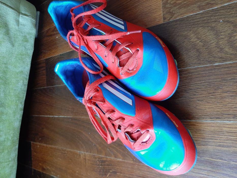 Adidas buty piłkarskie korki rozm 35/21cm