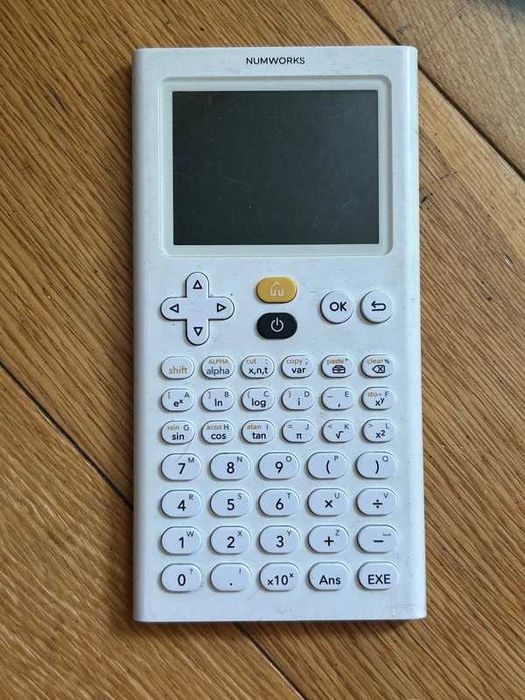 Numworks Graphing Calculator505411596945336324