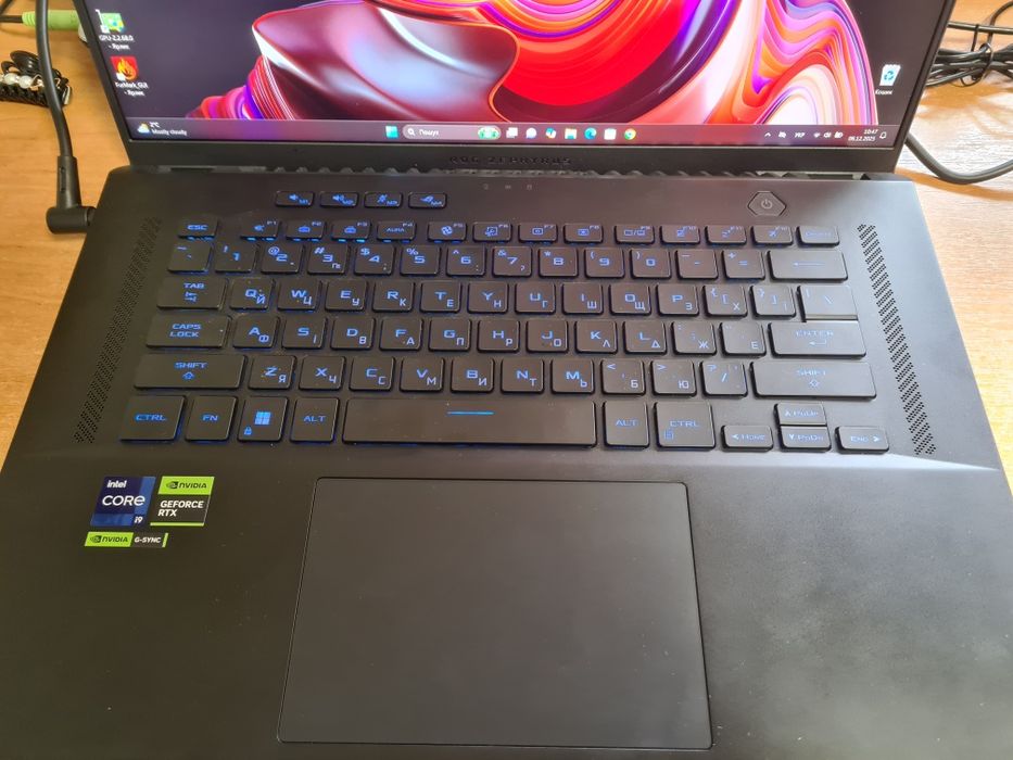ASUS ROG Zephyrus M16 GU604VI i9-13900H RTX4070 6Gb, RAM 32GB, SSD 1TB