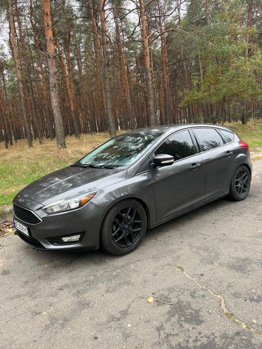 Ford focus SE 2016