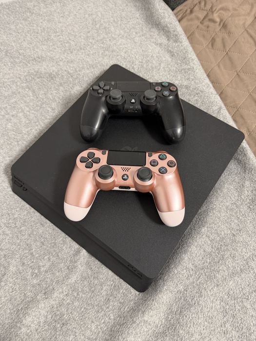 Продам PS4 Slim 500gb
