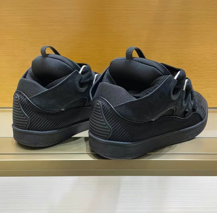 Кросівки Lanvin Curb в гарному стані.