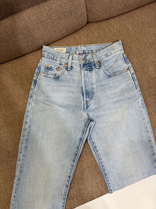 Оригінальні жіночі джинси Levis 501