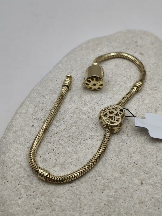 Złoty Charms Pr.585 Nowy Zapraszamy