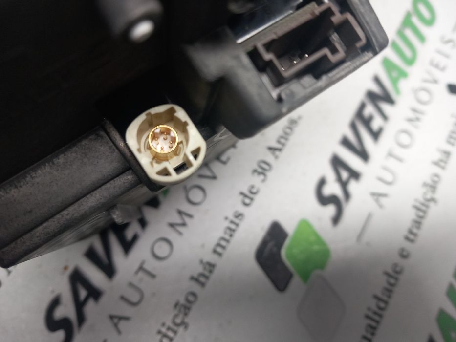 Rádio / auto-rádio PEUGEOT 208