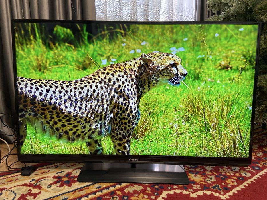 Телевізор Philips 47pfl6057K/4Ambilight/3D/100Гц