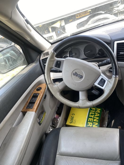 Czesci Jeep Grand Cherokee 2009