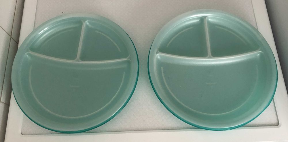 Pratos Tupperware com e sem divisórias - Conjunto de 4427871074235207680