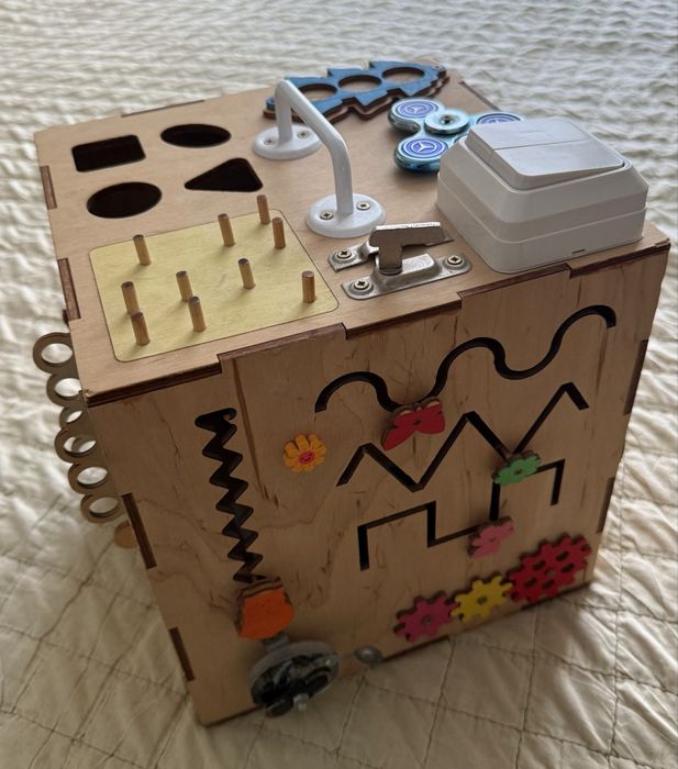 Дитячі  розвивашки куб