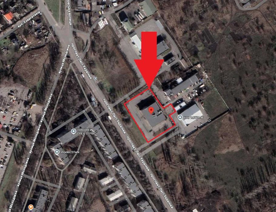 Продам приміщення автосалону