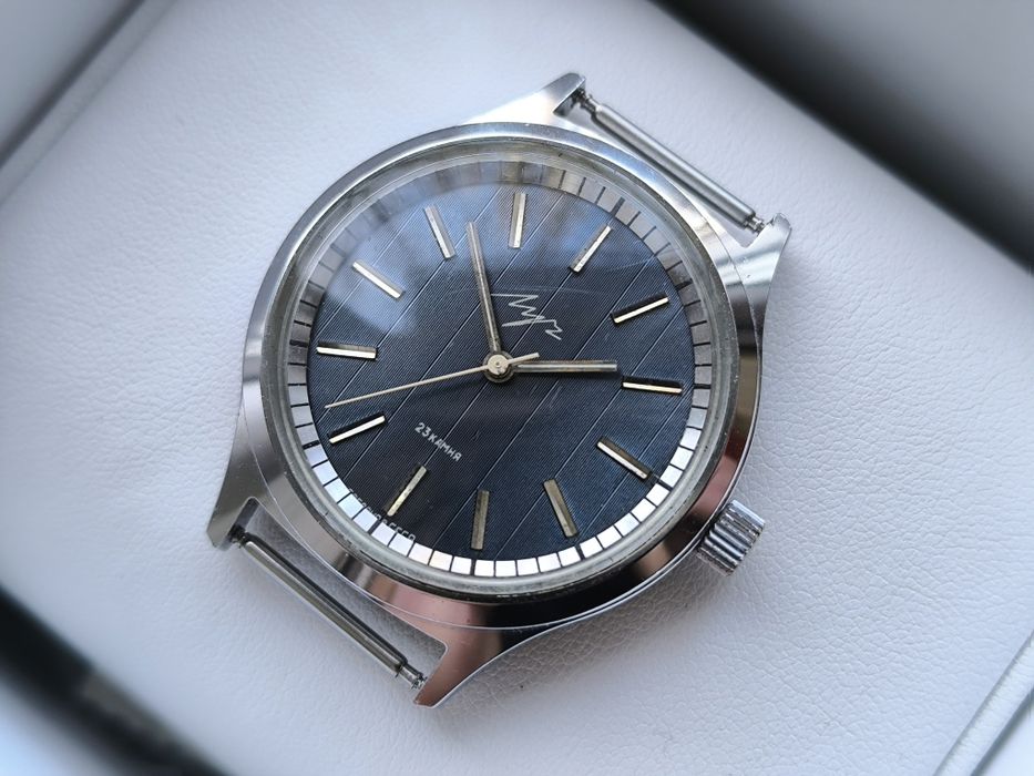 Часы Луч СССР 23 камня