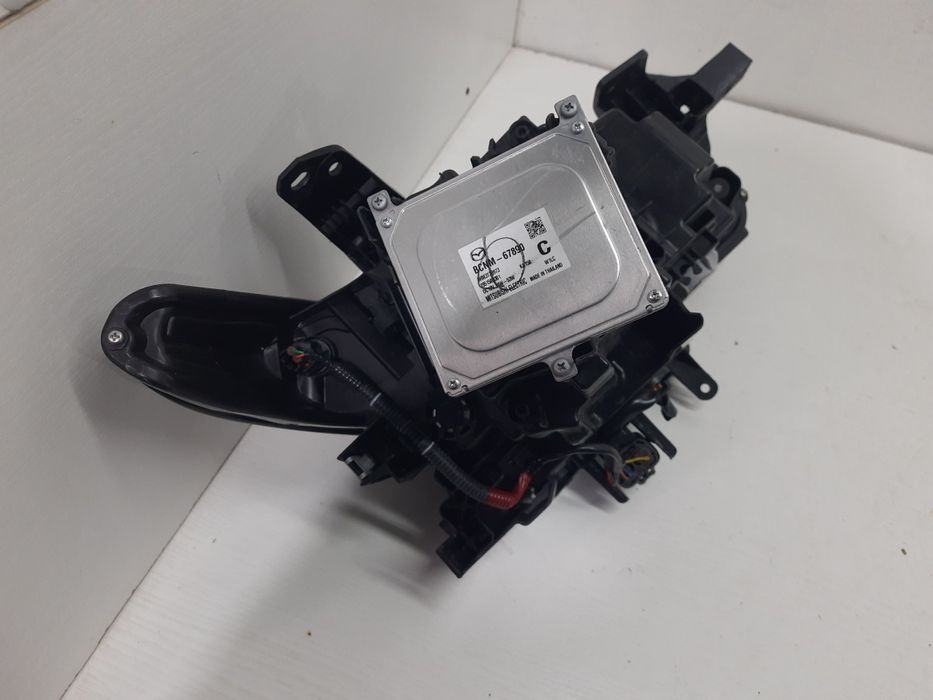 Фара Mazda 3 BP USA 2019+ левая Led