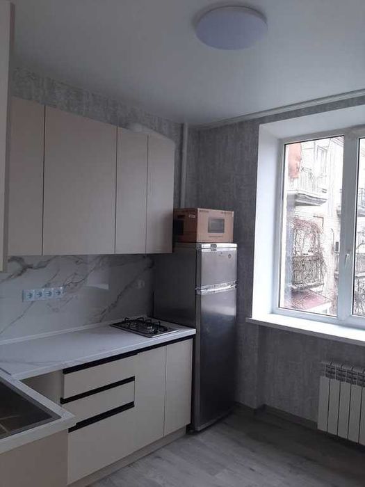 Сдам в аренду 2-комн квартиру пр. Леси Украинки