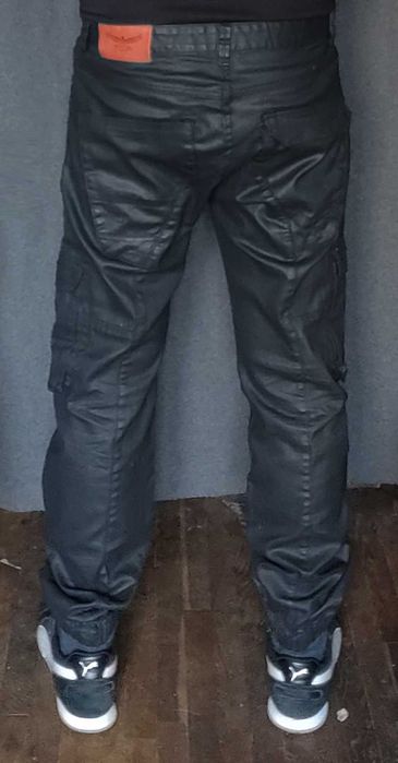 Джоггеры, Карго мужские Plot полиция