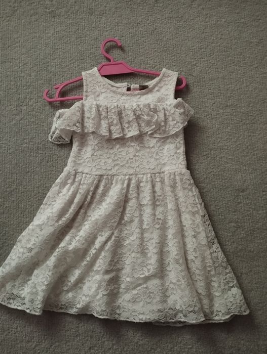 Koronkowa sukienka TU  98.