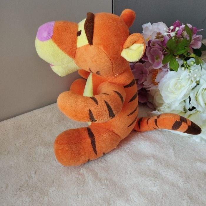 PLUSZAK Tygrysek Disney z KUBUSIA PUCHATKA – 25 cm