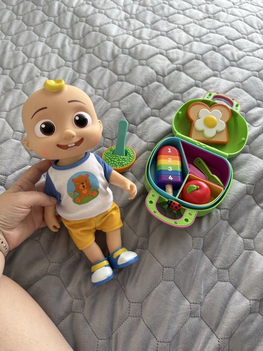 Набір Cocomelon, Джей Джей і ланч бокс