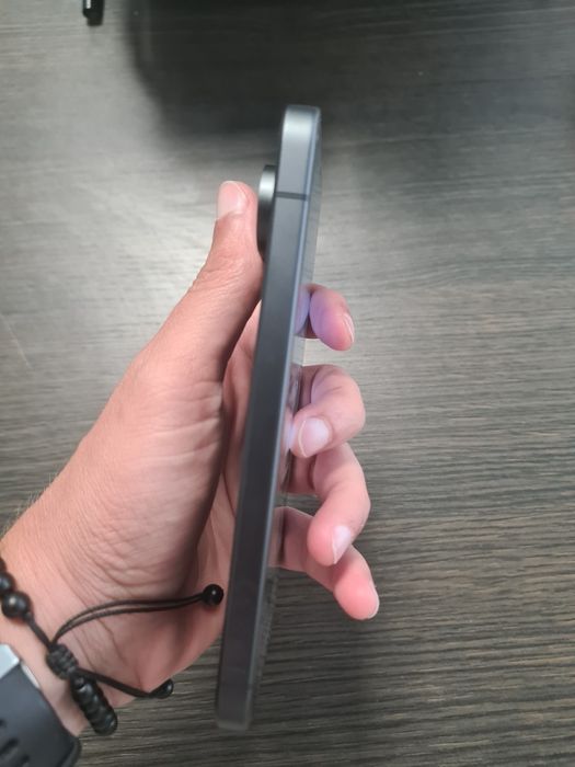 Google Pixel 9 (6.3" - 128 GB - Obsidian