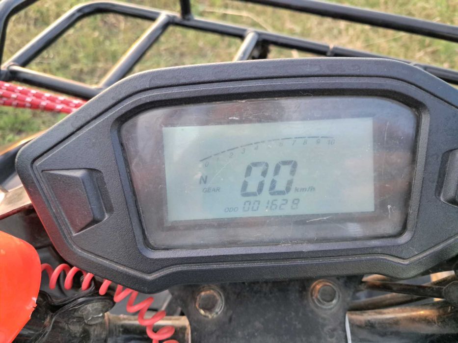 Продаю квадроцикл 125