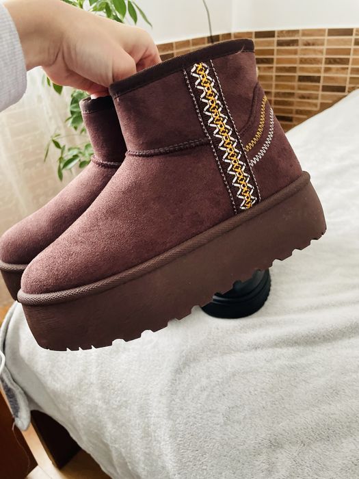 Челсі уги жіноче взуття