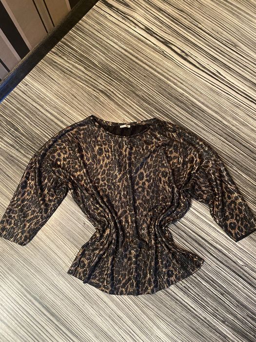 Zara леопард блестящая кофта