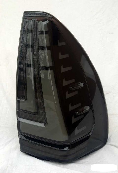 Toyota Prado 120 задні Led ліхтарі чорні червоні фонарі Тойота Прадо