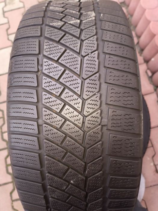 Opony zimowe 225/45r18 Continental