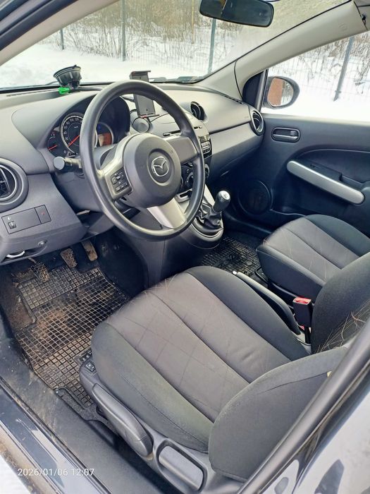Mazda 2; 1,3 cm3; 2014