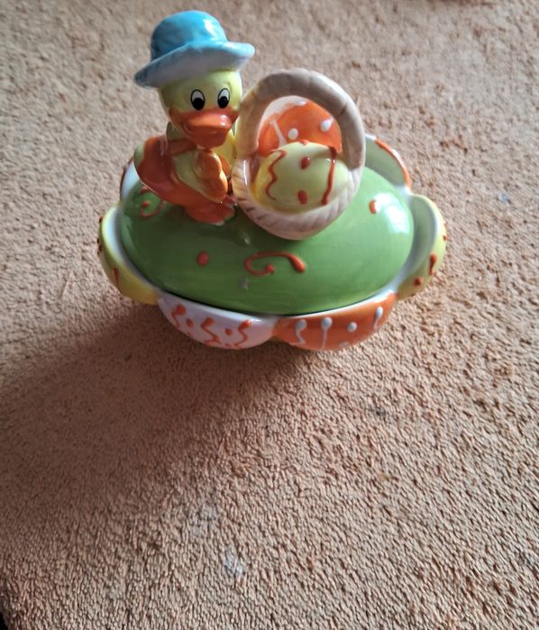 Пасхальний декор, керамічна менажниця для яєць, подарунок пасхальний