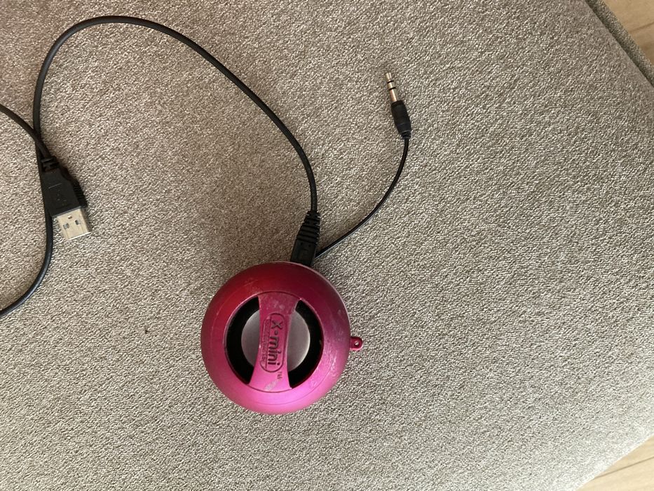 Coluna de som tamanho mini