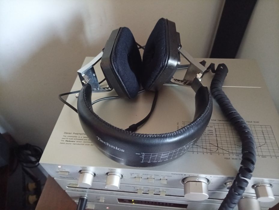 Auscultadores TECHNICS EAH 820