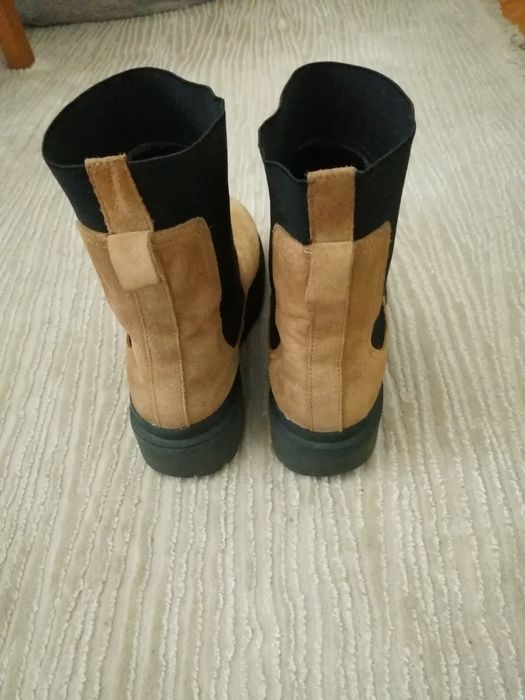 Botki Reserved damskie zamsz
