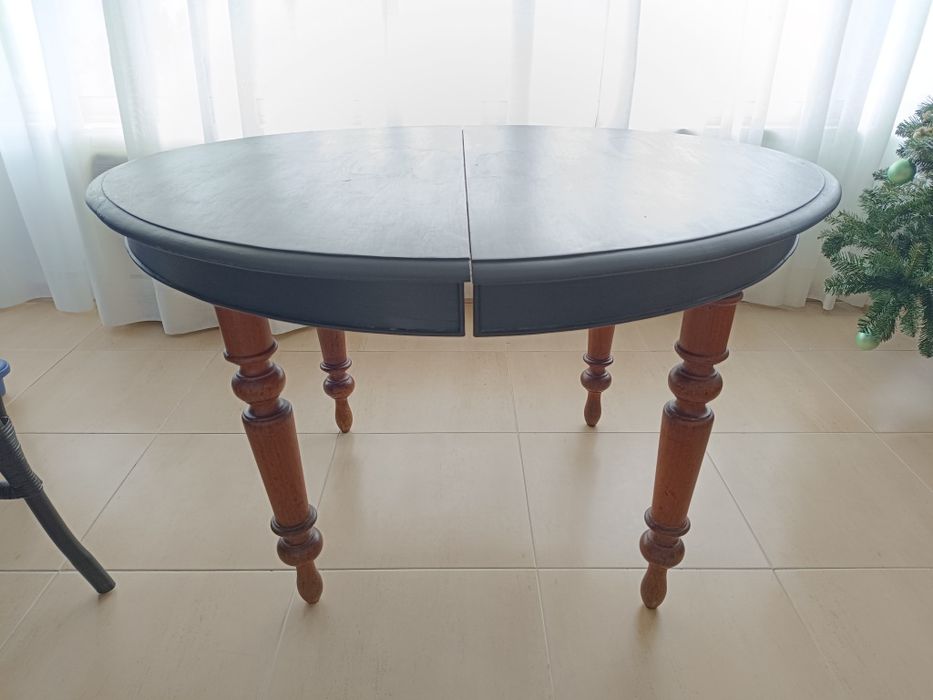 Mesa de jantar extensível