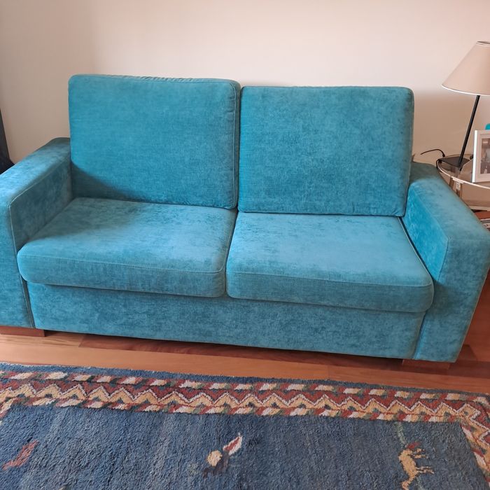 Sofa cama azul de casal cor azul