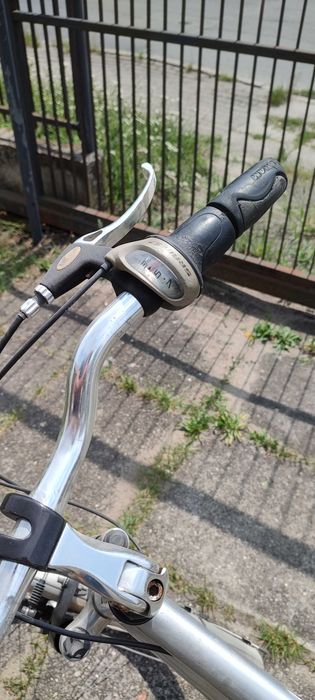 Sprzedam rower koła 28 cali
