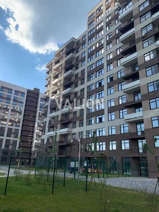 Продаж 3к квартири, Варшавський, 8 черга, Олеся Александра 2а